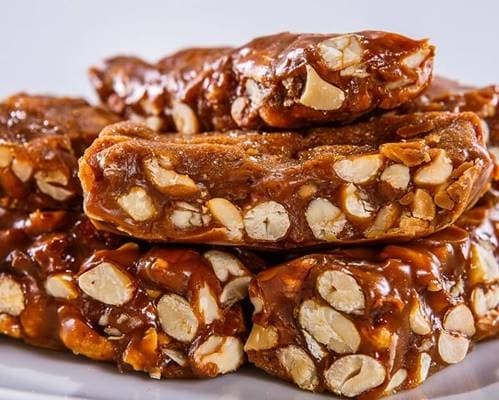 Pé de Moça (Coconut Fudge)